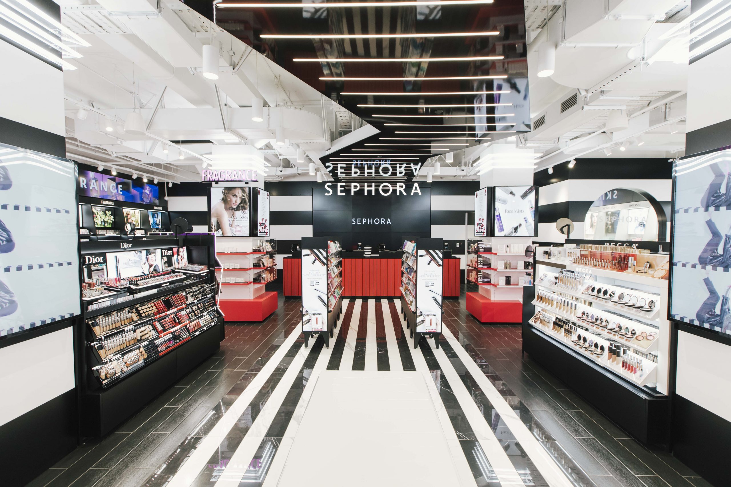 visual merchandise store sephora