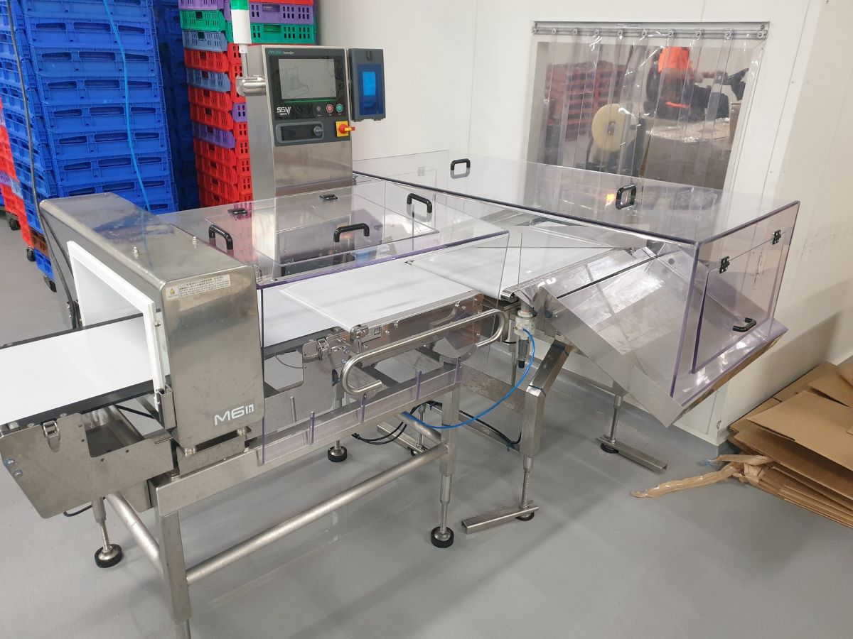 polycarbonte-machine-guard-fabrication-sydney-w polycarbonate machine guards